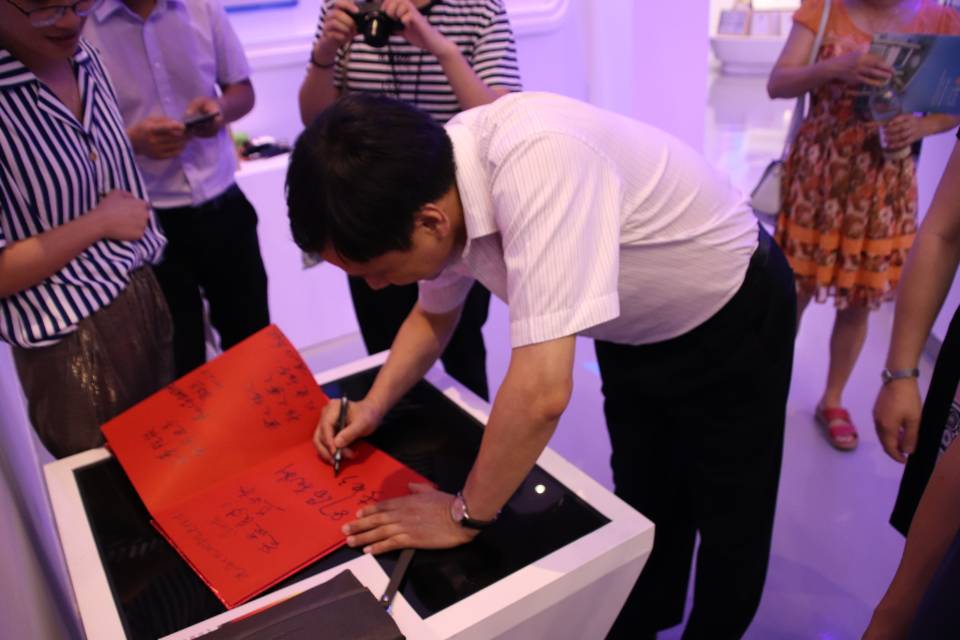 17.10.02 91在线成功举办1987届校友30周年毕业聚会-6b091f3c09213c5f